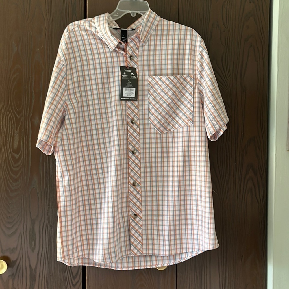 Alaskan Hardgear short sleeved mountain stream fishing shirt. NWT. Size Large